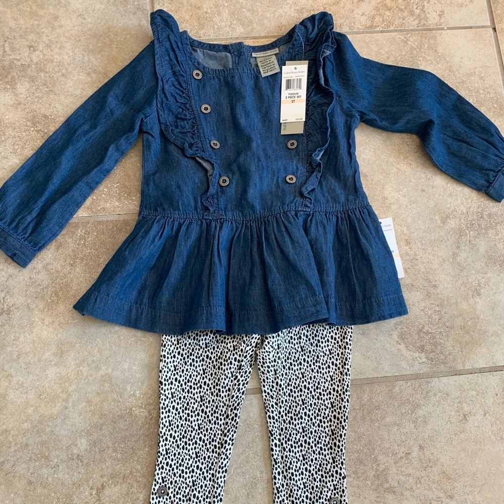 NEW Calvin Klein SET DENIM/LEGGINGS SIZE 2t